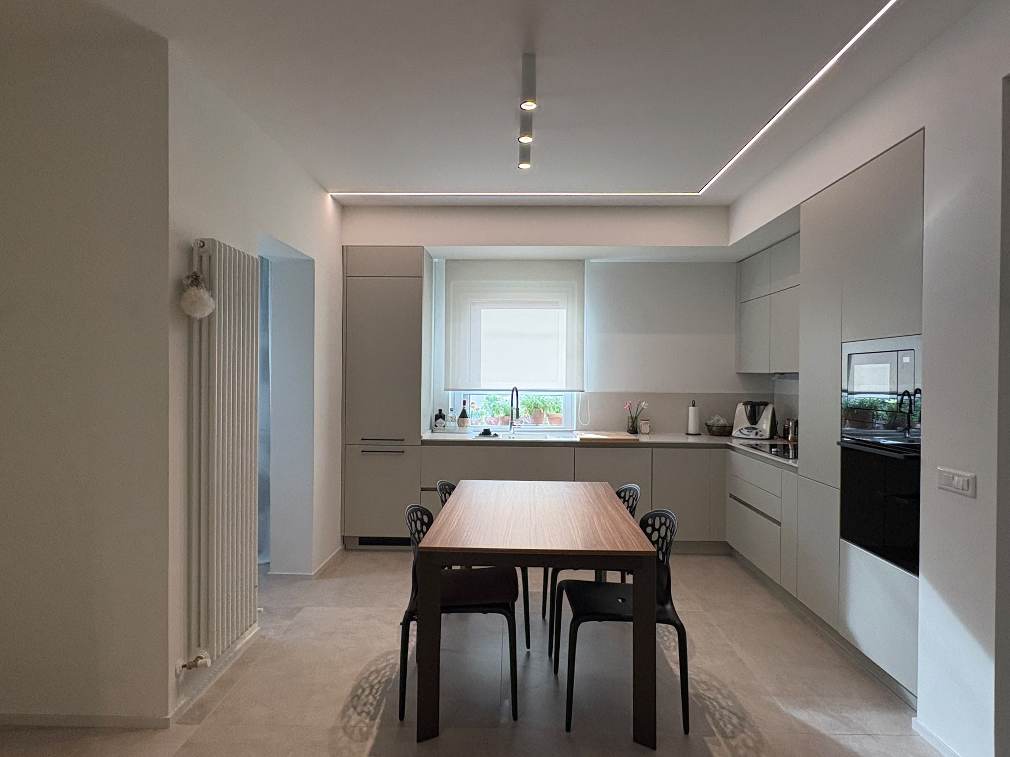 Cucina moderna ristrutturata chiavi in mano EDILSCATTO