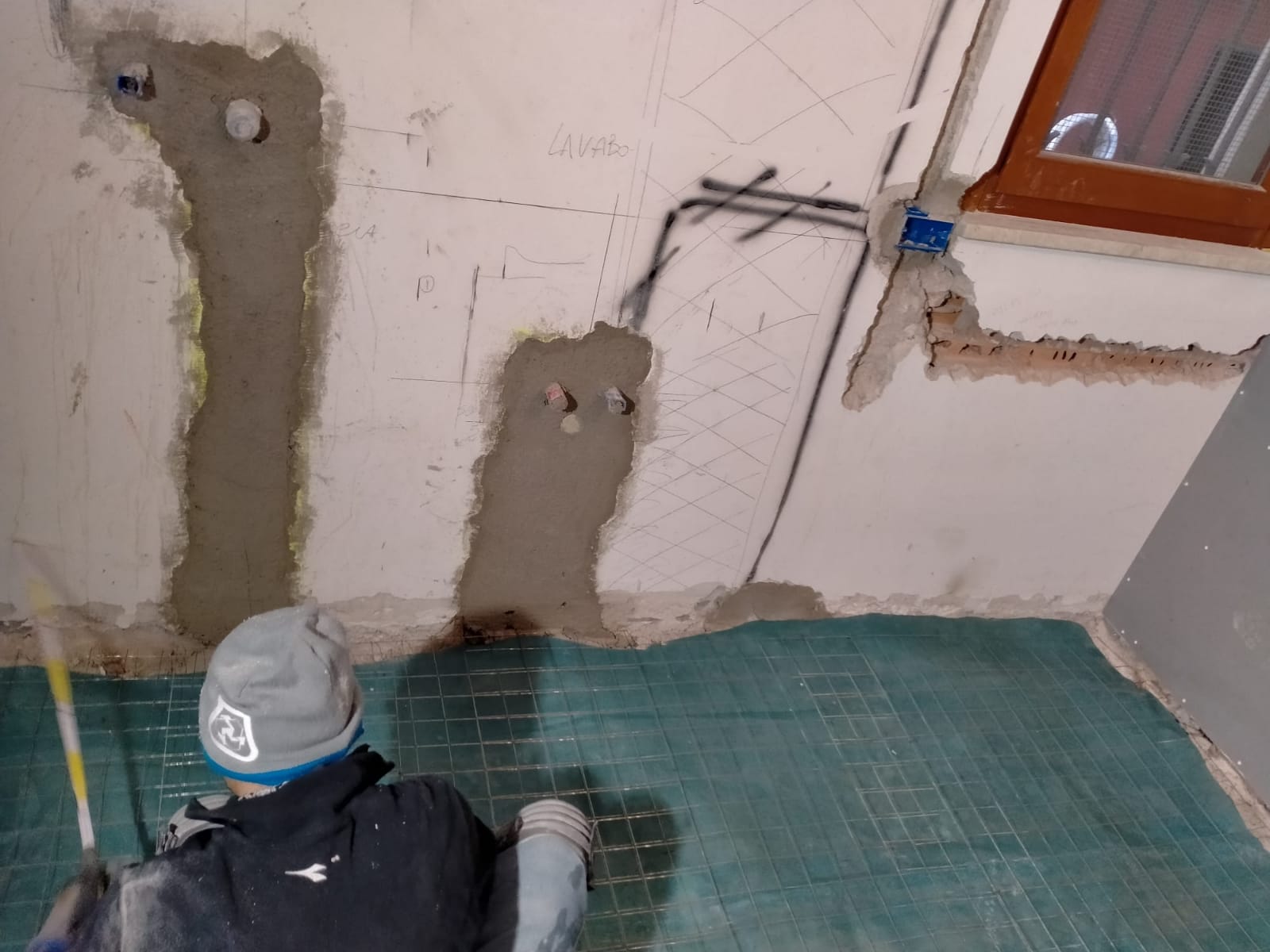 Bagno prima della ristrutturazione EDILSCATTO